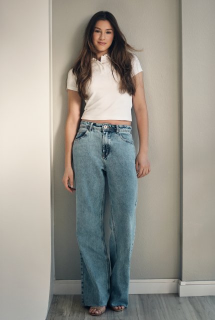 Vertical Image 2