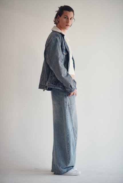 Vertical Image 1